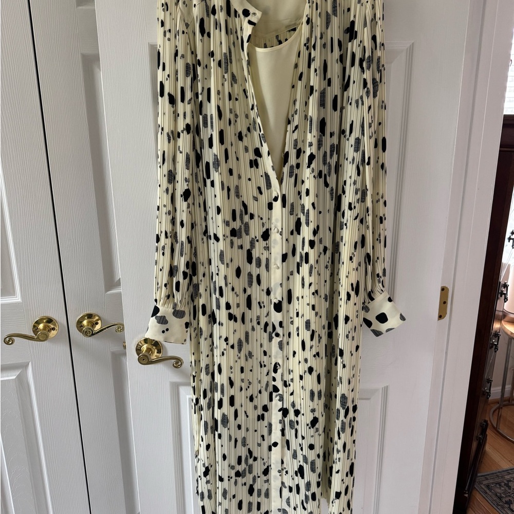 Ted Baker Pleated Midi Dress Ivory w/Black Abstract Dot Print Size 5 (US 10/12)